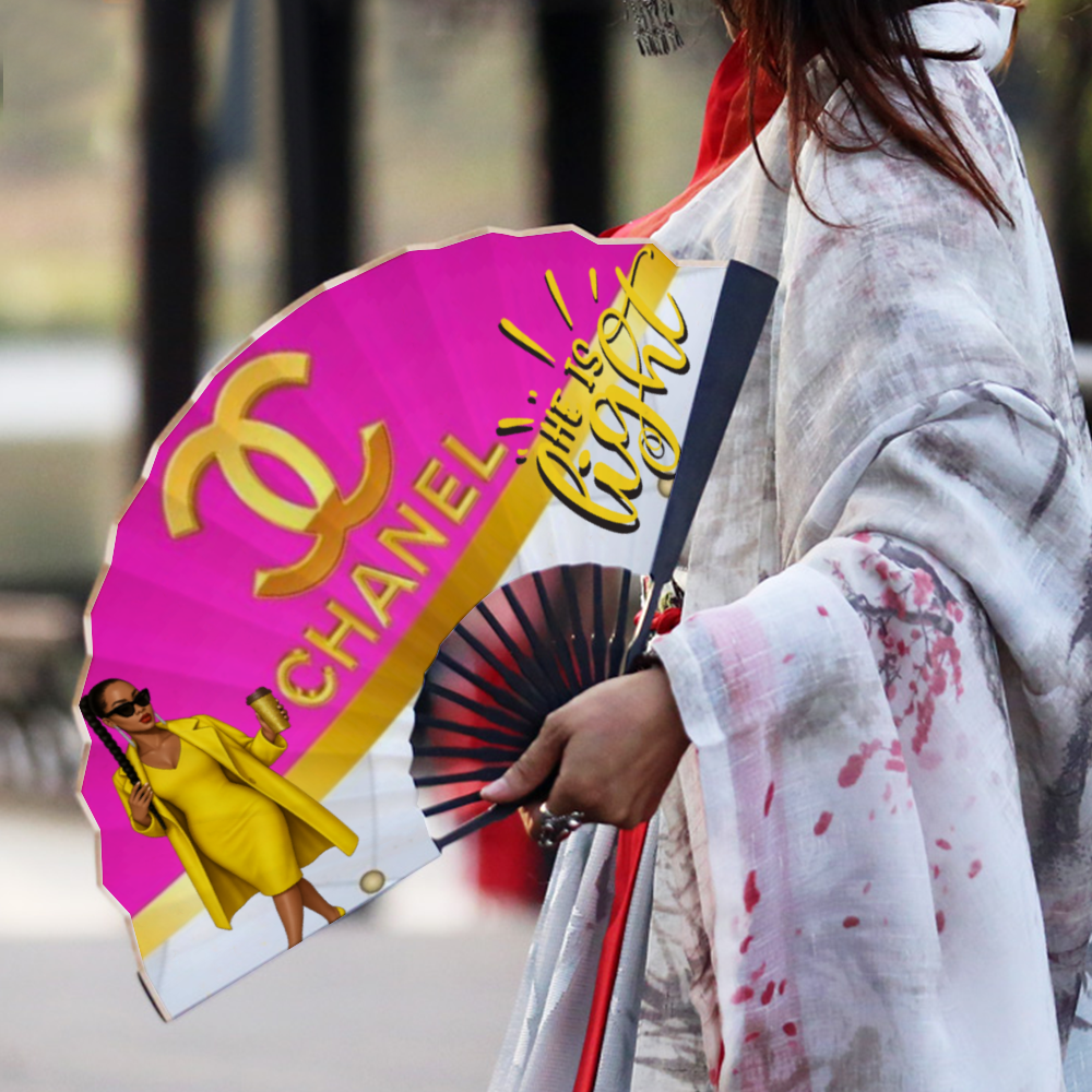 Chanel He is the light, Boots on the ground, Clack Fan Retro Hand-held Folding Fan