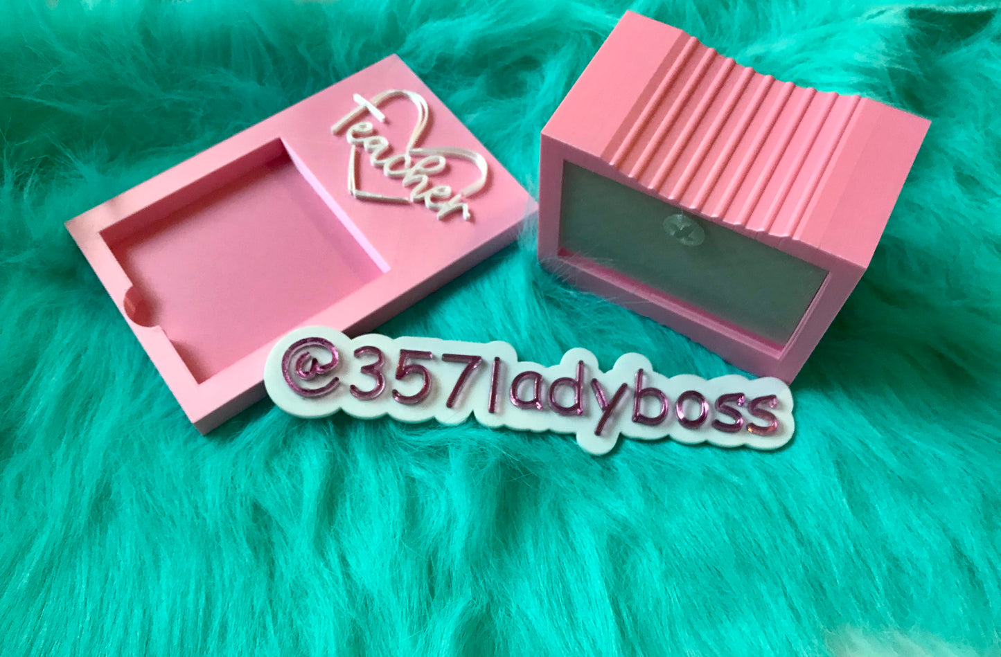 Teacher Note Pad & Pen/Pencil Sharpener Holder & Name Plate Set